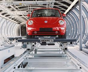 Zuverlässige Bewegung: Transportfahrzeug mit Radblöcken RS in der Automobilindustrie