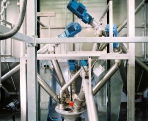 Stirnradgetriebemotoren für die exakte Dosierung in der Lebensmittelindustrie