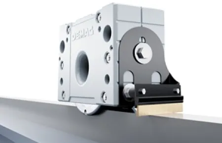 Demag Radblock DRS-M mit montierter Schienenreinigung.